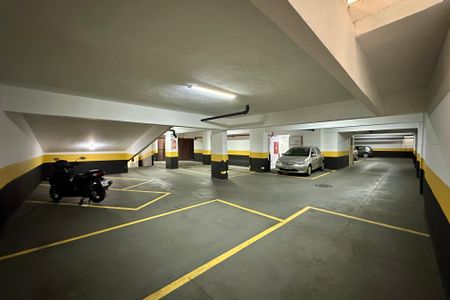 Apartamento à venda com 170m², 3 quartos e 2 vagas Apartamento à venda com 170m², 3 quartos e 2 vagasÁrea comum