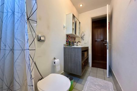 Apartamento à venda com 170m², 3 quartos e 2 vagas Apartamento à venda com 170m², 3 quartos e 2 vagasBanheiro