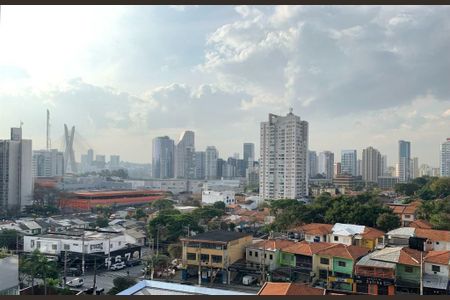 Apartamento à venda com 75m², 2 quartos e 1 vaga