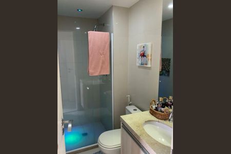 Apartamento à venda com 75m², 2 quartos e 1 vaga