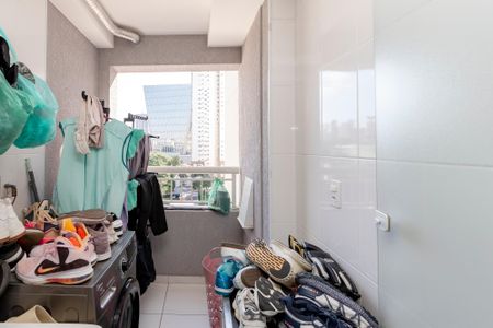 Apartamento à venda com 61m², 2 quartos e 1 vaga Apartamento à venda com 61m², 2 quartos e 1 vagaÁrea de Serviço
