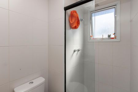 Apartamento à venda com 61m², 2 quartos e 1 vaga Apartamento à venda com 61m², 2 quartos e 1 vagaBanheiro da Suíte