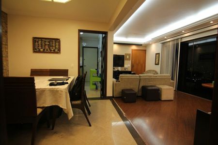 Apartamento à venda com 129m², 3 quartos e 3 vagas