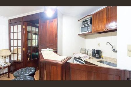 Apartamento à venda com 40m², 1 quarto e 1 vaga
