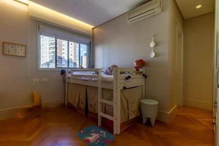 Apartamento à venda com 235m², 4 quartos e 4 vagas