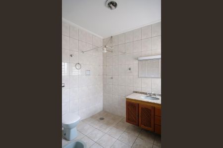 Casa à venda com 174m², 3 quartos e 2 vagasBanheiro