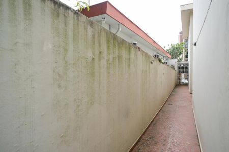 Casa à venda com 174m², 3 quartos e 2 vagasCorredor