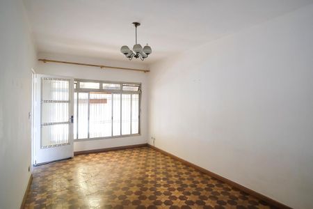 Casa à venda com 174m², 3 quartos e 2 vagasSala