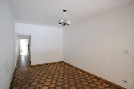 Casa à venda com 174m², 3 quartos e 2 vagasSala