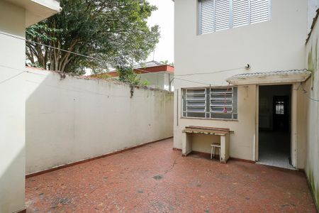 Casa à venda com 174m², 3 quartos e 2 vagasQuintal