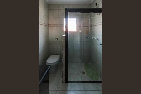 Casa à venda com 149m², 2 quartos e 2 vagas Casa à venda com 149m², 2 quartos e 2 vagasBanheiro