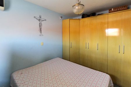 Casa à venda com 149m², 2 quartos e 2 vagas Casa à venda com 149m², 2 quartos e 2 vagasQuarto 2