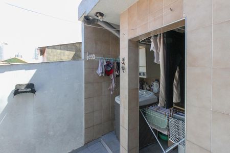 Casa à venda com 149m², 2 quartos e 2 vagas Casa à venda com 149m², 2 quartos e 2 vagasÁrea de Serviço