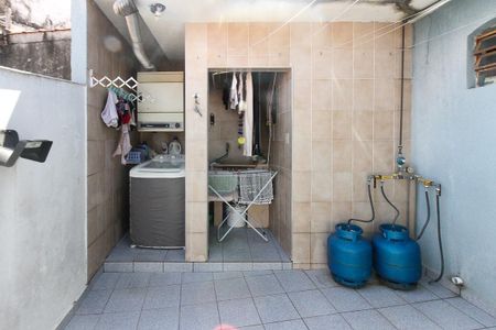 Casa à venda com 149m², 2 quartos e 2 vagas Casa à venda com 149m², 2 quartos e 2 vagasÁrea de Serviço