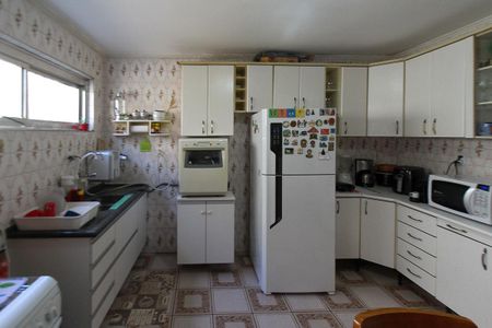 Casa à venda com 149m², 2 quartos e 2 vagas Casa à venda com 149m², 2 quartos e 2 vagasCozinha