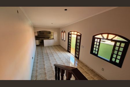 Casa à venda com 310m², 2 quartos e 1 vagaSala