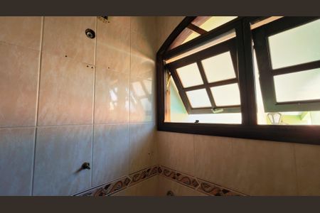 Casa à venda com 310m², 2 quartos e 1 vagaBanheiro da Suíte