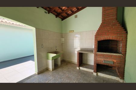 Casa à venda com 310m², 2 quartos e 1 vagaQuintal