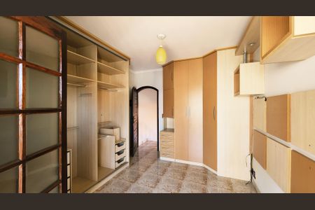 Casa à venda com 310m², 2 quartos e 1 vagaQuarto Suíte