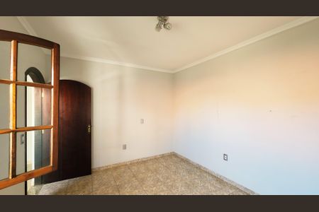 Casa à venda com 310m², 2 quartos e 1 vagaQuarto 2