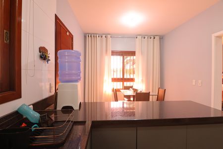 Casa à venda com 173m², 3 quartos e 2 vagasCozinha