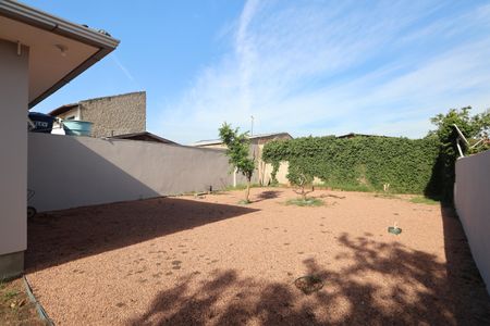 Casa à venda com 173m², 3 quartos e 2 vagasÁrea externa