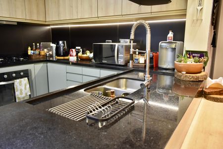 Apartamento à venda com 106m², 2 quartos e 1 vaga Apartamento à venda com 106m², 2 quartos e 1 vagaCozinha