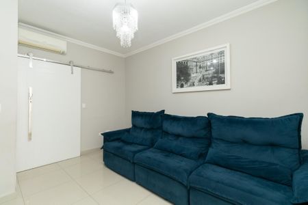 Casa de condomínio à venda com 113m², 2 quartos e 3 vagasSala