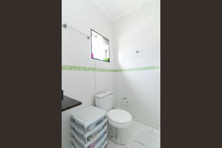 Casa de condomínio à venda com 113m², 2 quartos e 3 vagasBanheiro da Suíte 2