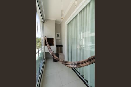 Casa de condomínio à venda com 113m², 2 quartos e 3 vagasVaranda da Sala