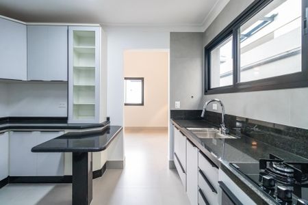 Casa de condomínio à venda com 257m², 4 quartos e 4 vagas Casa de condomínio à venda com 257m², 4 quartos e 4 vagasCozinha