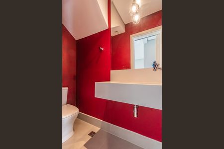 Casa de condomínio à venda com 257m², 4 quartos e 4 vagas Casa de condomínio à venda com 257m², 4 quartos e 4 vagasLavabo