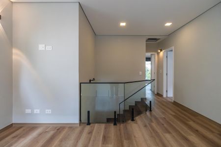 Casa de condomínio à venda com 257m², 4 quartos e 4 vagas Casa de condomínio à venda com 257m², 4 quartos e 4 vagasSala 2