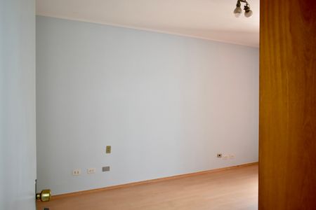 Casa à venda com 243m², 3 quartos e 3 vagas Casa à venda com 243m², 3 quartos e 3 vagasSuíte 1