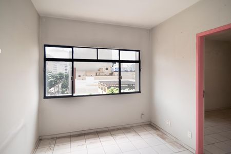 Apartamento à venda com 35m², 1 quarto e sem vaga Apartamento à venda com 35m², 1 quarto e sem vagaSala