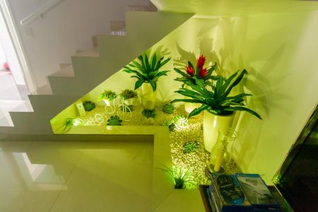 Casa à venda com 160m², 3 quartos e 3 vagas Casa à venda com 160m², 3 quartos e 3 vagasJardim de Inverno