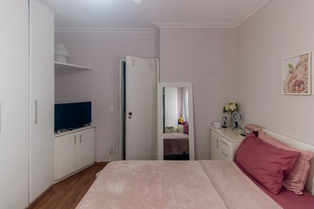 Casa à venda com 160m², 3 quartos e 3 vagas Casa à venda com 160m², 3 quartos e 3 vagasSuíte