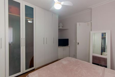 Casa à venda com 160m², 3 quartos e 3 vagas Casa à venda com 160m², 3 quartos e 3 vagasSuíte