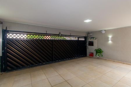 Casa à venda com 160m², 3 quartos e 3 vagas Casa à venda com 160m², 3 quartos e 3 vagasGaragem