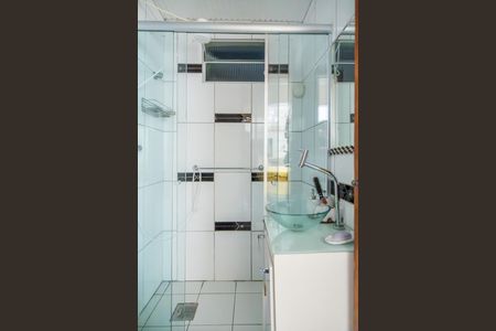 Casa de condomínio à venda com 120m², 3 quartos e 1 vagaBanheiro 1