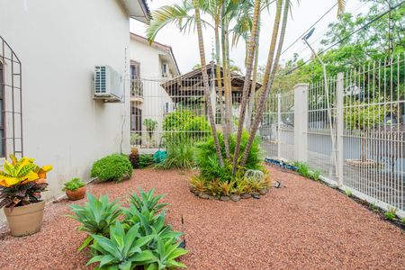 Casa de condomínio à venda com 120m², 3 quartos e 1 vagaÁrea comum