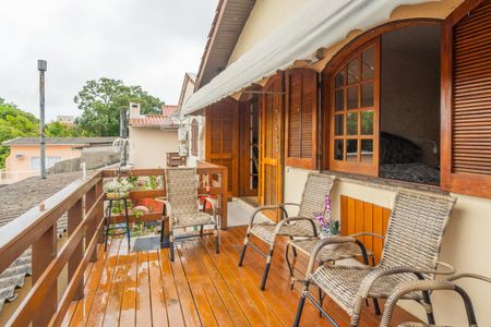 Casa de condomínio à venda com 120m², 3 quartos e 1 vagaVaranda