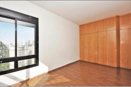 Apartamento à venda com 198m², 3 quartos e 3 vagas