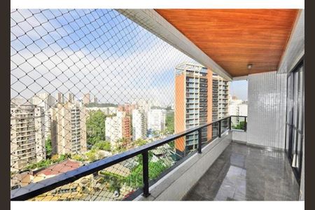 Apartamento à venda com 198m², 3 quartos e 3 vagas