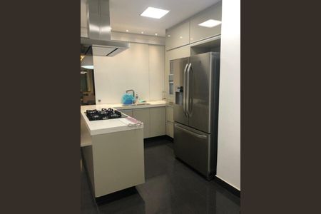 Apartamento para alugar com 288m², 3 quartos e 4 vagas