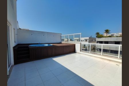 Apartamento à venda com 330m², 5 quartos e 6 vagasCobertura