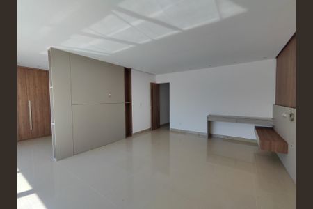 Apartamento à venda com 330m², 5 quartos e 6 vagasSuíte 1
