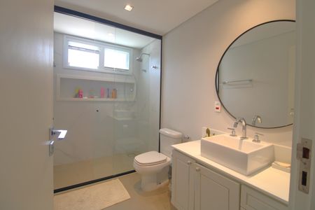 Casa à venda com 637m², 4 quartos e 4 vagasBanheiro