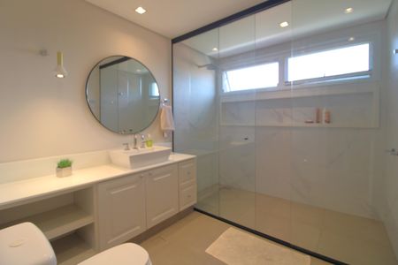 Casa à venda com 637m², 4 quartos e 4 vagasBanheiro