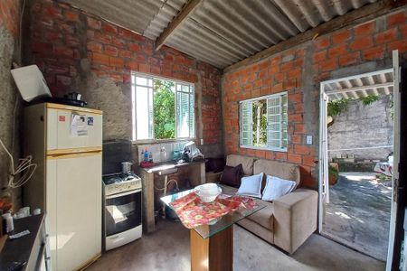 Casa à venda com 312m², 2 quartos e 4 vagas Casa à venda com 312m², 2 quartos e 4 vagasedícula